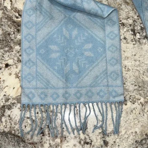 Charter Club Cashmere Two-Tone Blue Snowflake Fair Isle Pattern Scarf - Picture 5 of 7